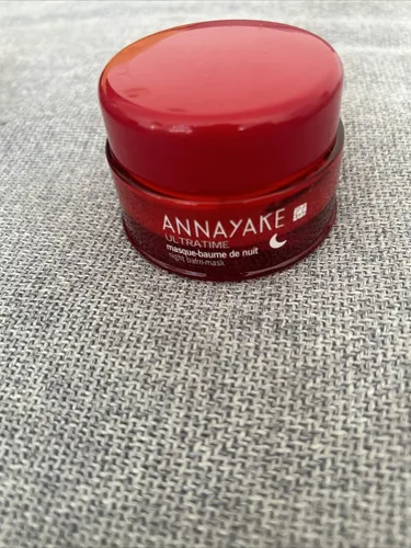 ANNAYAKE MASQUE BAUME DE NUIT 50ml - Intensive Nachtpflege - Anti-Faltenprodukte, nährt und regeneriert die Haut über Nacht für ein strahlendes Aussehen am Morgen.