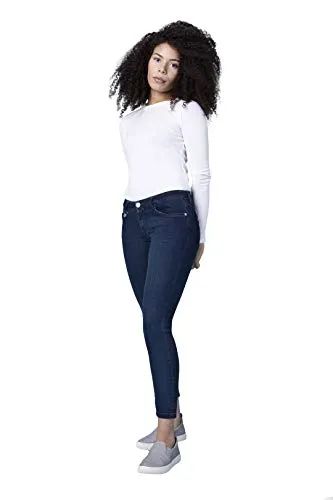 Blue Fire Co Chloe 011 - Skinny Jeans für Damen in Dunkelblau 30/29 - Langlebige Skinny Jeans aus robustem 8 oz Stoff für eine perfekte Passform. Modernes Design mit harmonischem Beinverlauf und idealer Fußweite – ideal für jeden Anlass.