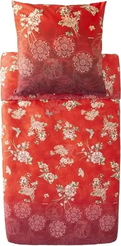 Bassetti Satin-Bettwäsche-Garnitur ESPERIDI ROSSO 135x200 - Elegante Satin-Bettwäsche-Garnitur aus 100 % Baumwolle, ideal für höchsten Schlafkomfort. Das traumhafte Design mit Blüten- und Schmetterlingsmotiven auf tiefblauem Grund sorgt für eine stilvolle Atmosphäre.