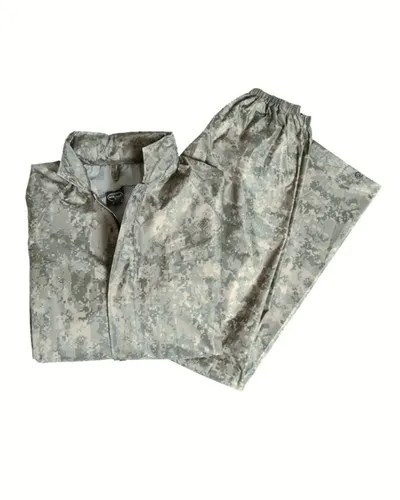 Mil-Tec Regenanzug Herren (2-teilig) - Funktionsjacken für Outdoor-Aktivitäten – Wasserabweisender, leichter Regenanzug mit atmungsaktiver Jacke und Hose, ideal für Wandern und Camping, inklusive praktischen Tragebeutel.