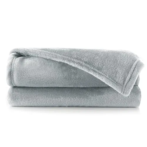 DecoKing Kuscheldecke 70x150 cm Silber Decke Microfaser Tagesdecke Fleece weich sanft kuschelig Stahl grau Grey Steel Silver Mic