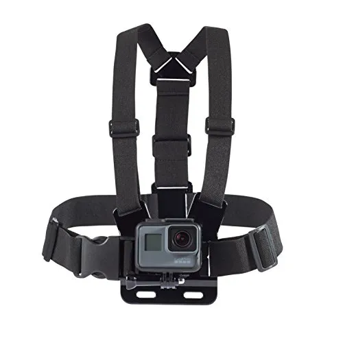 Amazon Basics Verstellbares Brustgurt-Halterungsset für GoPro - Sichere Halterung für GoPro-Kameras auf Brusthöhe, ideal für dynamische Perspektiven bei Outdoor-Abenteuern. Vollständig verstellbar für optimalen Komfort und Stabilität bei verschiedenen Sportarten.