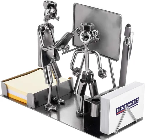 BRUBAKER Schraubenmännchen Lehrer - Handarbeit Eisenfigur mit Stiftehalter - Visitenkarten-Etuis und originelles Geschenk für Lehrer, handgefertigt als Unikat mit praktischem Stifthalter und Notizzettel-Fach.