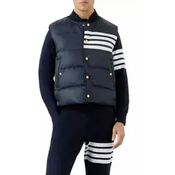 THOM BROWNE Daunenweste mit Streifen 4-bar Daunen Jacke gestreiftes Signature-Futter, Goldfarbene Druckknöpfe mit Logo 2 / M
