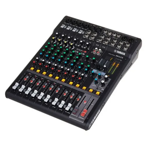 Yamaha MG12XCV Mischpult - 12-Kanal Mischpult mit USB-Schnittstelle, ideal für Live-Events und Studioaufnahmen mit hochwertigem Klang.