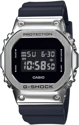 CASIO G-SHOCK GM-5600U-1ER - Sportliche Armbanduhr - Armbanduhr für Herren mit digitaler Anzeige, stoßfest und bis 200 m wasserdicht. Perfekt für Sport und Alltag, ausgestattet mit Alarm, Timer und Hintergrundbeleuchtung.