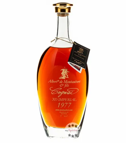 Albert de Montaubert Cognac XO Imperial 1977 - Weinbrände: Exquisiter Cognac mit 45% Vol., Jahrgang 1977, ideal für Kenner und besondere Anlässe.