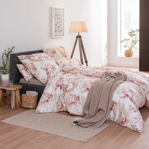 Estella Mako-Satin Bettwäsche Evia 135x200 cm - Rosenholz - Hochwertige Bettwäsche aus 100% Baumwolle Mako-Satin, mit floralem Design. Ideal für einen erholsamen Schlaf und elegante Akzente im Schlafzimmer.