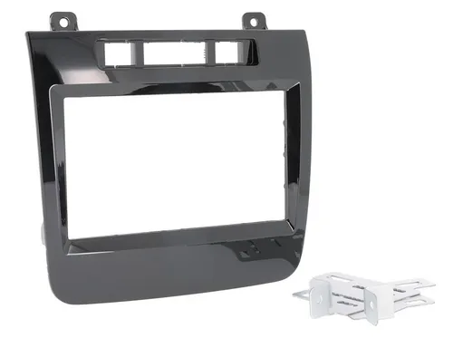 VW Touareg 2 7P 7PH Auto Radio Blende - Einbaurahmen für 2-DIN Autoradios, speziell für Volkswagen Touareg 2, ermöglicht eine einfache und passgenaue Installation.