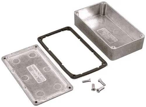 Hammond Electronics 1550WG Universal-Gehäuse - Aluminium-Gehäuse 222 x 146 x 55 mm, robust und ideal für Elektronikprojekte oder DIY-Anwendungen.
