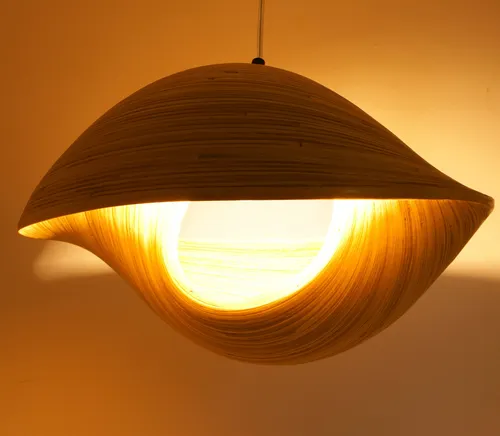 GURU SHOP Design Deckenlampe Bambusa, handgemacht aus Bambus - Hängeleuchte aus verklebten Bambusstreifen, ideal für Naturmaterialien-Liebhaber. Bringt ein warmes, organisches Ambiente in Dein Zuhause.