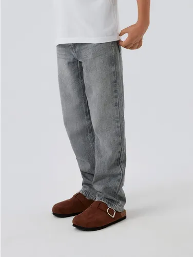 NAME IT Boy Jeans Straight Fit - Jungen-Jeanshosen mit Haken- und Reißverschluss, hergestellt aus 80% Baumwolle und 20% recycelter Baumwolle für nachhaltigen Komfort.