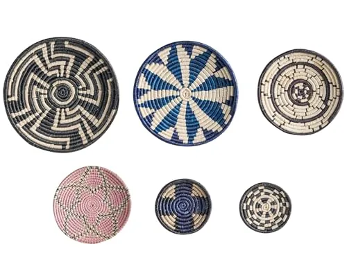 Beliani Wanddeko Seegras bunt geflochten Wandkörbe 6-teilig - Wandskulpturen aus handgeflochtenem Seegras, ideal für einen Boho-Stil. Set mit 6 Hängetellern in verschiedenen Größen, die jeder Wand einen natürlichen Akzent verleihen.