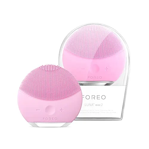 FOREO LUNA mini 2 Gesichtsreinigungsbürste - Elektrische Bürsten & Geräte zur Gesichtsreinigung mit 3-Zonen-Silikonnoppen für gründliche Reinigung und verbesserte Aufnahme von Hautpflegewirkstoffen.