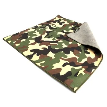 Easy Wrapper selbsthaftendes Einschlagtuch XL 71 x 71 cm camouflage - Kamerataschen & -koffer, selbsthaftendes Einschlagtuch in XL, ideal für den sicheren Schutz Ihrer Kameraausrüstung im trendigen Camouflage-Design.