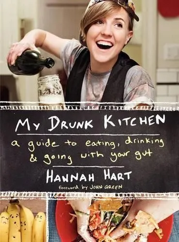 My Drunk Kitchen von Hannah Hart - Humorvolles Kochbuch - Bücher: Entdecken Sie das witzige Kochbuch von Hannah Hart, das mit Humor und praktischen Tipps das Kochen zum Vergnügen macht. Ideal für alle, die gerne lachen und essen!