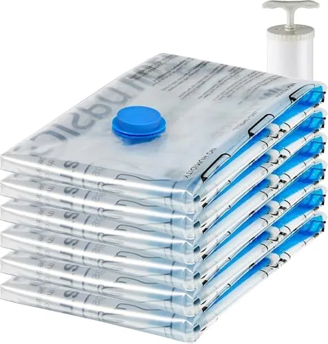 Amazon Basics Jumbo Vakuumbeutel für Kleidung - 6er-Pack mit Handpumpe - Vakuum-Platzsparer: 6 Jumbo Beutel komprimieren Kleidung um 80%, schützen vor Feuchtigkeit und Schmutz. Inklusive Handpumpe für einfache Anwendung.
