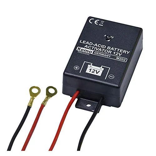 Kemo Bleiakku-Aktivator M202 12 V - Multimeter zur elektronischen Pflege und Reanimierung von 12 V Autoakkus, erhöht die Lebensdauer durch Abbau von Bleisulfat und verfügt über eine praktische LED-Anzeige.