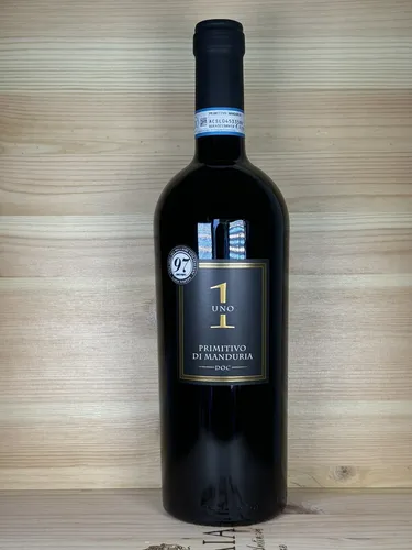 Uno Primitivo di Manduria 2023 Masseria la Volpe - Rotwein aus Apulien, Italien. Intensiv und vollmundig mit fruchtigen Noten, ideal zu rotem Fleisch und Käse. Ausgezeichnet mit Goldmedaille bei Mundus Vini. Enthält Sulfite.