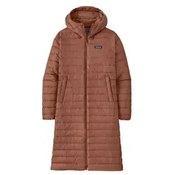 Patagonia W's Recycled Down Sweater Parka - L - dried vanilla - Wadenlanger Parka für kaltes Wetter, ideal für Reisen. Praktisch verpackbar in der Brusttasche und aus 100% recyceltem Nylon gefertigt, unterstützt er nachhaltige Mode.