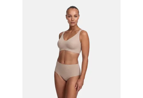 cfab Bügelloser BH Comfort Minimizer Beige M - Bügelloser BH für optimalen Tragekomfort. Mit herausnehmbaren Pads, aus hochwertiger Polyamid-Mischung. Ideal für den modernen Look und Maschinenwäsche geeignet.