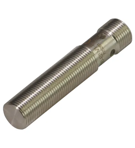 Pepperl+Fuchs NMB6-12GH50-E2-V1 Induktiver Sensor - Induktiver Sensor mit 12 mm Durchmesser, ideal für metallische Ziele. Robuste Bauform und hohe Schaltfrequenz von 600 Hz für zuverlässige Leistung in der Automatisierungstechnik.