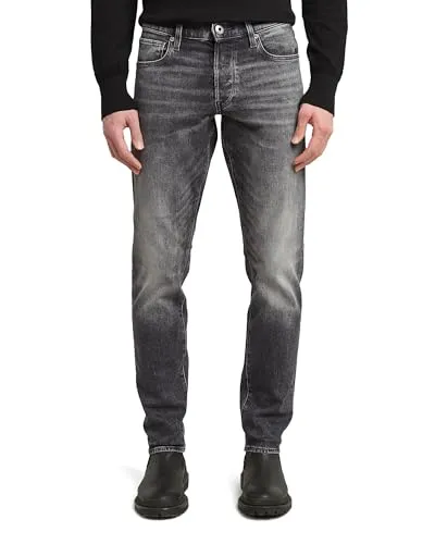 G-Star Herren Jeans 3301 Straight Tapered Elto Black - Herren Jeans in Grau, Modell 3301 Straight Tapered, aus 99% Baumwolle für hohen Tragekomfort und modernen Look. Ideal für lässige Outfits.