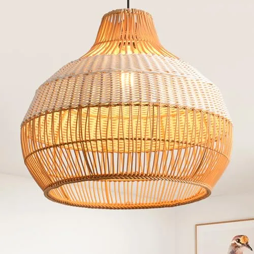 Parrot Uncle Rattan Pendelleuchte mit Folien-Schirm, 43cm, Höhenverstellbar für Esszimmer & Wohnzimmer - Moderne Pendelleuchte mit einzigartigem Rattan- und Folien-Design, das warmes Licht und faszinierende Muster erzeugt. Höhenverstellbar bis 160 cm, ideal für verschiedene Deckenhöhen. E27-Fassung für individuelle Lichtgestaltung.