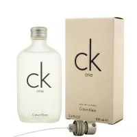 Calvin Klein CK One Eau de Toilette Unisex 100 ml - Unisex Düfte – Erfrischender Zitrusduft mit Kräuternoten, ideal für warme Tage. CK One bringt Mut und Frische in Ihren Alltag.
