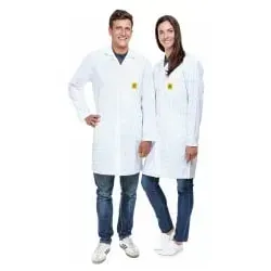 SafeGuard ESD Kittel Pro-Line, weiß, 3/4 Länge - Unisex Größe S - Arbeits- & Schutzkleidung, leicht und atmungsaktiv für hohen Tragekomfort, mit praktischen Seitentaschen und stylishen blauen Applikationen.