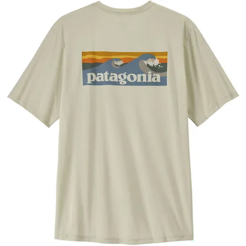 Patagonia Cap Cool Daily - Boardshort Logo Lycra dyno white Gr. L - Leichtes und atmungsaktives Shirt aus Lycra, ideal für aktive Tage. Perfekt für den Einsatz beim Sport oder Freizeitaktivitäten.