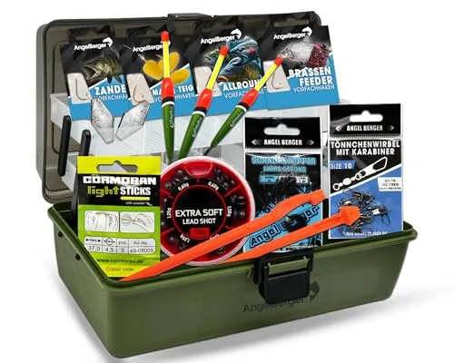 Gerätekoffer mit Angelzubehör gefüllt Grundausstattung - Angelkoffer mit umfassender Grundausstattung, ideal für Einsteiger und Hobbyangler, enthält eine Vielzahl an nützlichem Zubehör.
