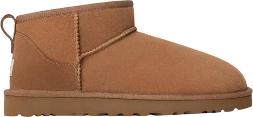UGG Classic Ultra Mini Stiefel Herren - Braun - 45 - Wanderschuhe aus 100% Schafsfellleder mit warmem UGGplush-Futter, ideal für kalte Wintertage und perfekten Tragekomfort.