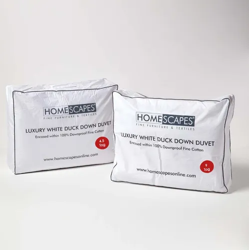 HOMESCAPES 4-Jahreszeiten-Daunendecke 230x220 cm – Flexibler Schlafkomfort - Entdecken Sie die flexible 4-Jahreszeiten-Daunendecke von Homescapes. Ideal für ganzjährigen Schlafkomfort, leicht und atmungsaktiv. Waschbar bei 40 °C, für ein angenehmes Schlafklima.