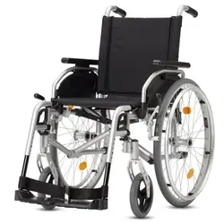 Bischoff & Bischoff Rollstuhl Pyro Start plus SB 49 - Leichter Rollstuhl für bis zu 125 kg, individuell anpassbar mit hohem Sitzkomfort und integrierter passiver Beleuchtung für mehr Sicherheit.
