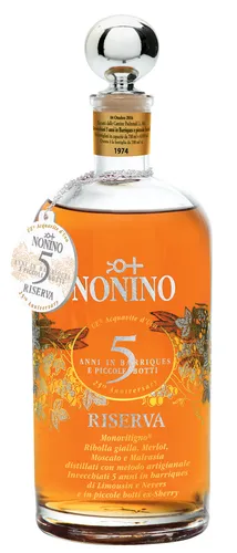 Grappa Nonino ÙE Riserva 5 Jahre - Erleben Sie den einzigartigen 5 Jahre gereiften Traubenbrand aus dem Barrique von Grappa Nonino. Ein Genuss für Kenner und Liebhaber. Jetzt kaufen: mySpirits