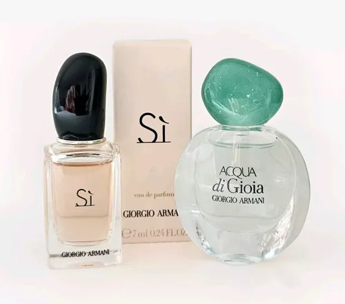 Armani Acqua di Gioia & Armani Si Eau De Parfum Miniaturen 5 ml & 7 ml - Praktische Reisegrößen von Armani: Entdecken Sie die frischen Düfte von Acqua di Gioia und Si in kompakten 12 ml Flakons, perfekt für unterwegs.