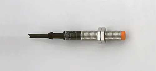 Ifm Electronic Induktiver Sensor PNP IF5329 - Präziser Näherungssensor - Näherungssensoren, ideal für automatisierte Anwendungen mit hoher Genauigkeit und Zuverlässigkeit.