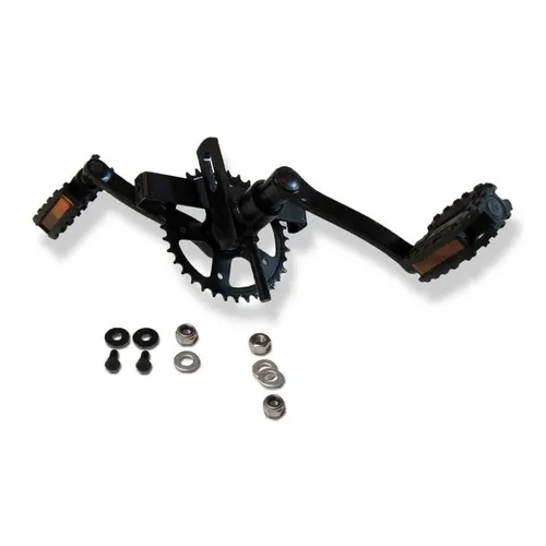 BERG Ersatzteile Tretlager mit Kurbel Set 140, 36T + Pedale - Hochwertige Ersatzteile für ferngesteuerte Fahrzeuge, inklusive langlebigem Tretlager und Pedalen für optimale Leistung.