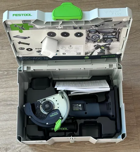 Festool DSC-AGC 18-125 FH Li EB-Basic Akku Freihandtrennsystem - Schleifmaschinen für präzise Schnitte, kabelloses Design mit 125mm Scheibe und Brushless-Technologie für maximale Leistung und Langlebigkeit.