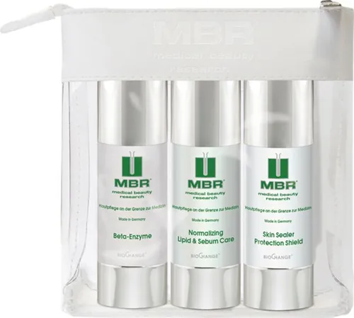 MBR BioChange Travel Set Normalizing Lipid & Sebum Care - Medizinische Körperpflege für Misch- und fettige Haut, mit langanhaltender Wirkung gegen Jugend- und Altersakne, ideal für unterwegs.