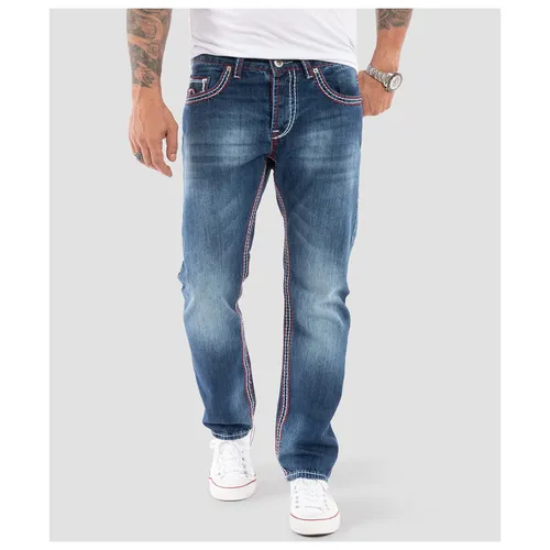 Rock Creek Herren Jeans Comfort Fit RC-2272 Dunkelblau W38 L30 - Jeans für Herren im Comfort Fit, ideal für jeden Figurtyp. Dank hochwertiger Verarbeitung und lässiger Passform bieten sie maximalen Tragekomfort und Vielseitigkeit für Büro und Freizeit.