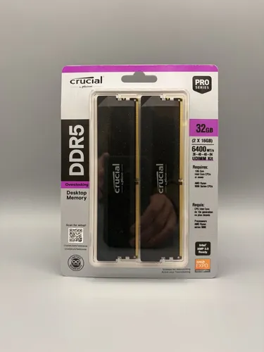 Crucial Pro DDR5 RAM 32GB Kit (2x16GB) 6400MHz CL38 - High-Performance Overclocking für Gaming, elegantes Design mit schwarzem Aluminium-Kühlkörper und lebenslange Garantie