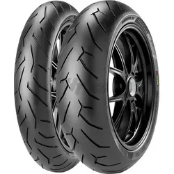 Pirelli Diablo Rosso II 170/60 ZR17 72W TL Hinten - Sportreifen für optimale Performance auf der Straße. Die spezielle Rennmischung bietet hervorragenden Grip und Stabilität, während die V-förmige Stollenanordnung den Kurvengrip verbessert.