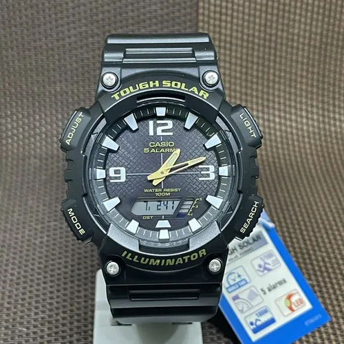 Herren Uhr Casio AQ-S810W-1BVDF - Solar und Wasserdicht - Chronographen, robuste Solar-Schwimmuhr mit 10 Bar Wasserdichtigkeit und vielseitigen Funktionen wie Stoppuhr und Alarm, ideal für aktive Männer.