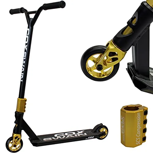Cox Swain Stunt Scooter X-385 Schwarz/Gold - Robuster Stunt Scooter für Half Pipes und Tricks, ausgestattet mit ABEC9 Lagern und 100mm Rollen für optimale Leistung. Ideal für Sprünge und Slides, bis 100 kg Tragkraft.