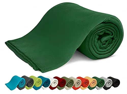 KiGATEX Polar-Fleecedecke – 130 x 160 cm – Oeko-TEX Standard 100 Zertifiziert – Kuschelige Fleece-Decke für innen & außen – Pflegeleicht als Sofa-, Sommer-, Hunde- oder Tagesdecke – Moos