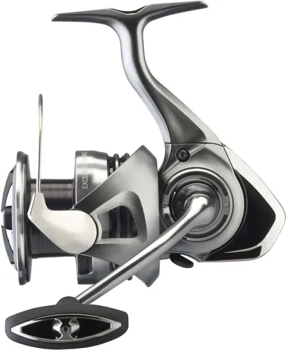 Daiwa ECELER LT Spin Reel, 5BB + 1, 5.3:1 - Angelrollen mit innovativem Air Bail und leichtem ZAION V BODY für maximale Steifigkeit und Stärke bei minimalem Gewicht. Ideal für anspruchsvolle Angler.