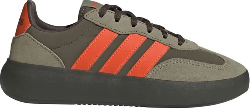 adidas BARREDA Decode Junior Schuhe - Olive Strata/Impact Orange/Tent Green, 21 EU - Laufschuhe mit regulärer Passform, aus robustem Leder und Textil für optimalen Tragekomfort und Halt beim Laufen.