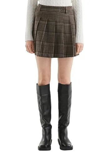 QS Karierter Minirock im Regular Fit - Stylischer karierter Minirock mit Mid Rise Bund und verdecktem Reißverschluss. Perfekt für einen femininen Partylook, ausgestattet mit Gürtelschlaufen und Zierknopf für das besondere Etwas.